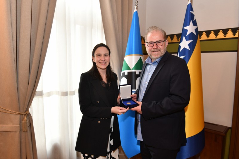 Susret Gradonačelnice dr. Benjamine Karić sa delegacijom Udruženja generala Bosne i Hercegovine3