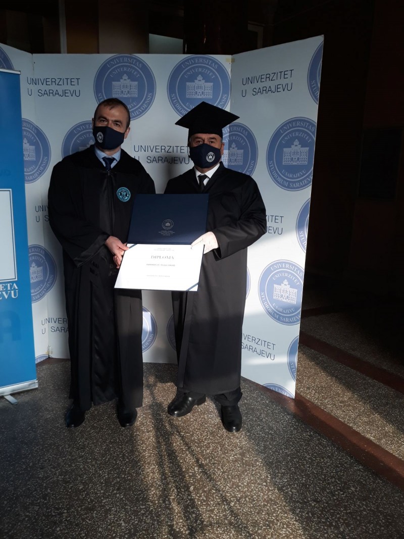 General Vahid Karavelić promovisan u Doktora nauka na UNSA2
