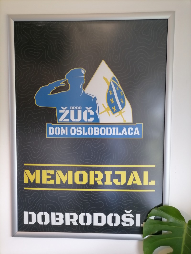 Članovi Udruženja generala Bosne i Hercegovine na brdu Žuč1